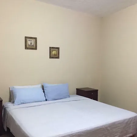 Village Apartment *